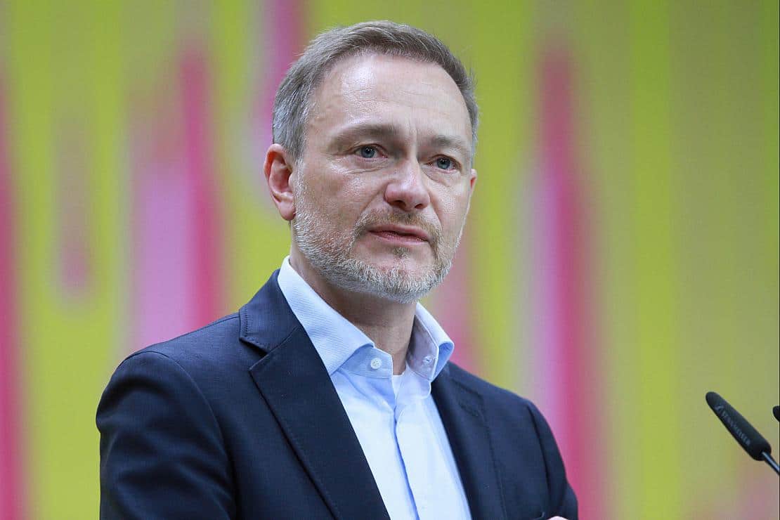 Spahn fordert FDP zu “Lindner-Papier” auf