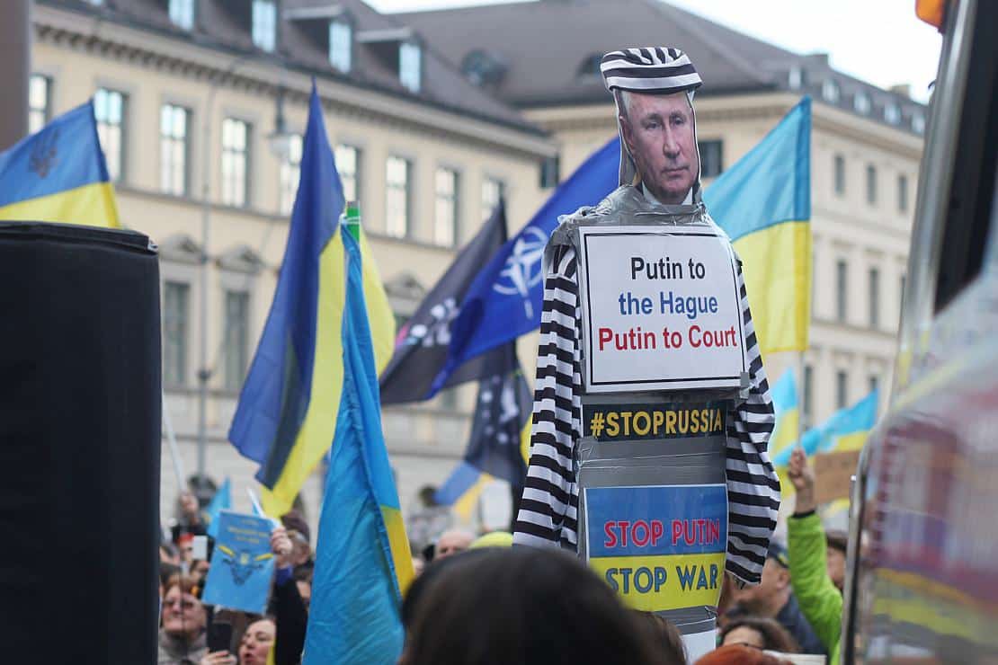 Ukraine: Vertragsentwurf aus 2022 sah Zugeständnisse an Putin vor