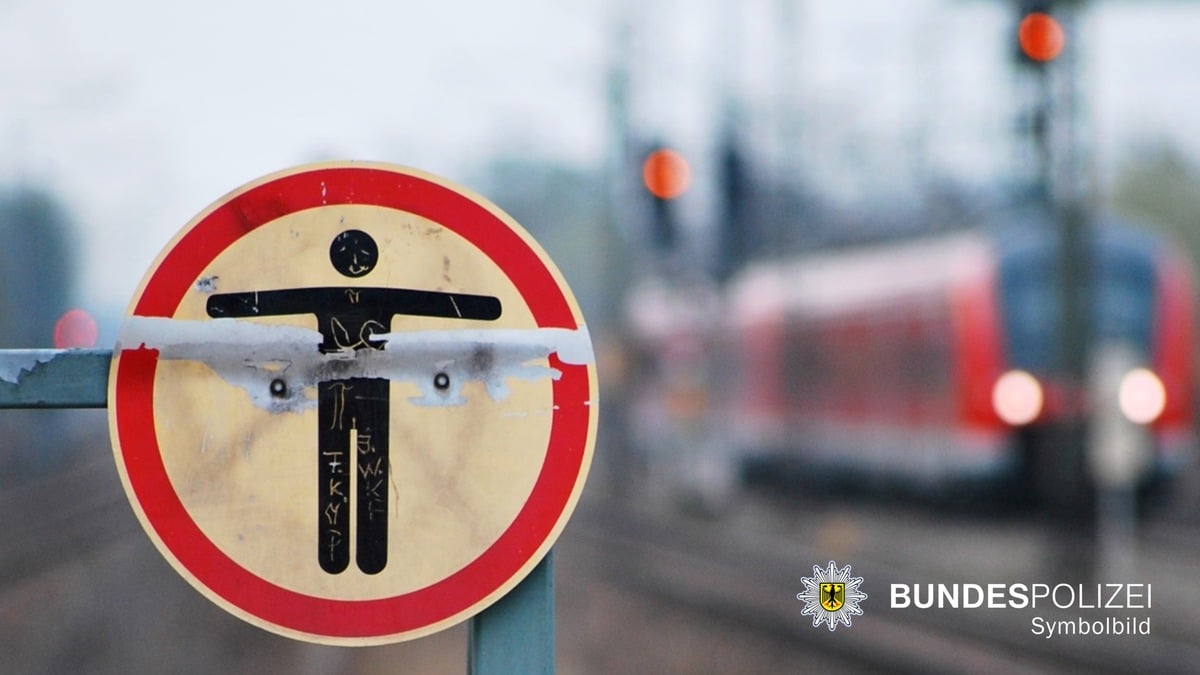 Blaulicht Polizei Bericht München: Vorfall am S-Bahn Haltepunkt Fasanerie