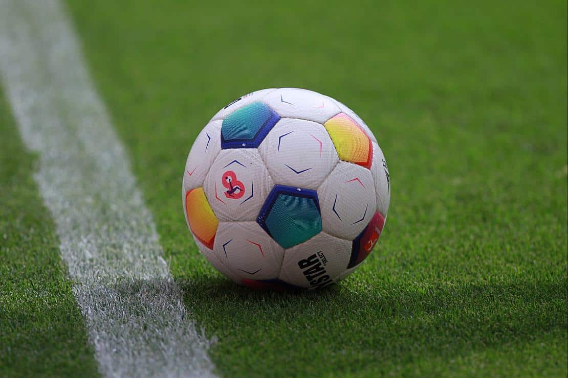 2. Bundesliga: HSV verliert und verpasst letzte Aufstiegschance